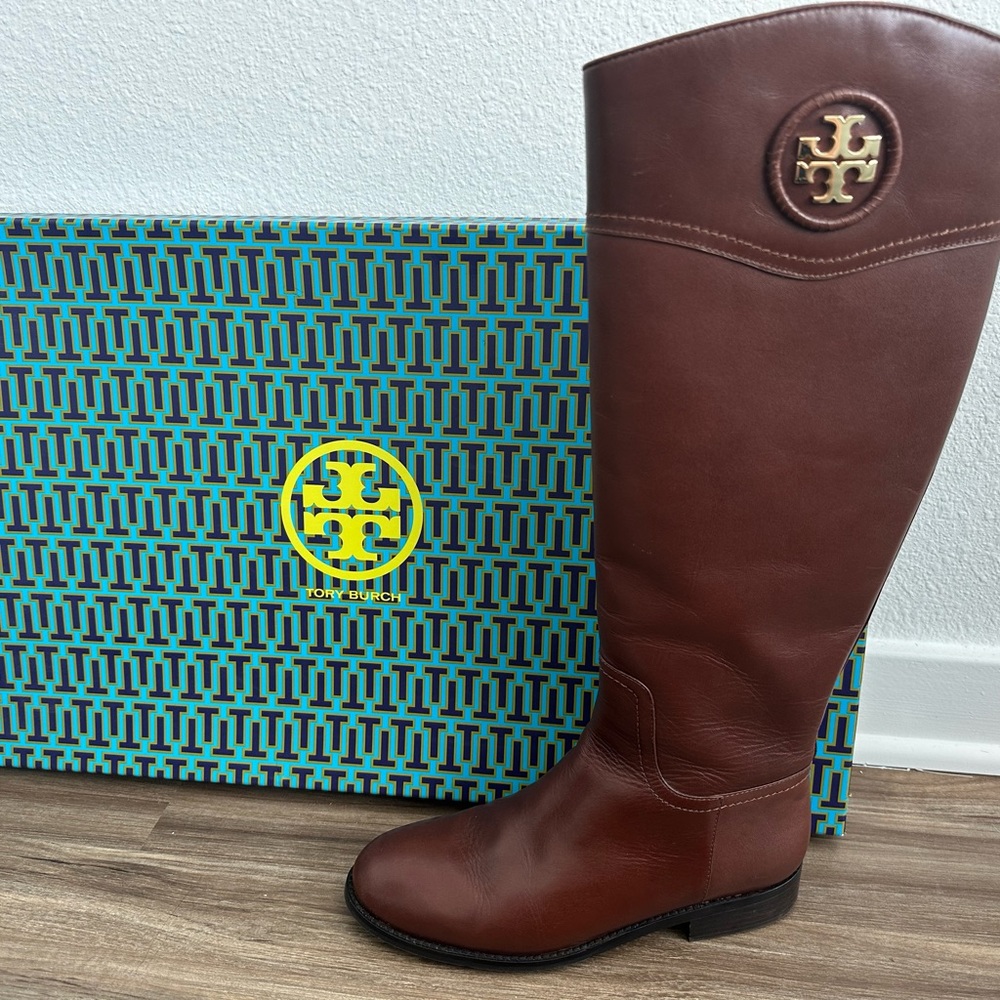 (SOLD)Tory Burch Ashlynn Riding Boots - Brown (SOLD)